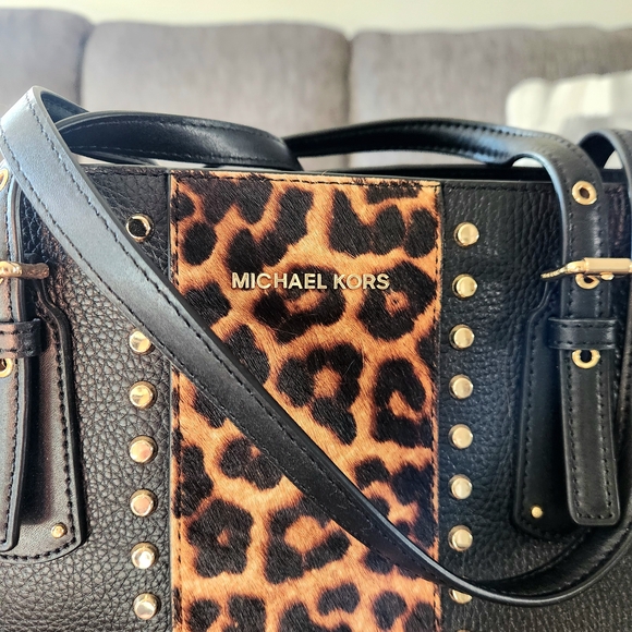 Michael Kors Black and Brown Leopard Print Tote Bag - Picture 3 of 11